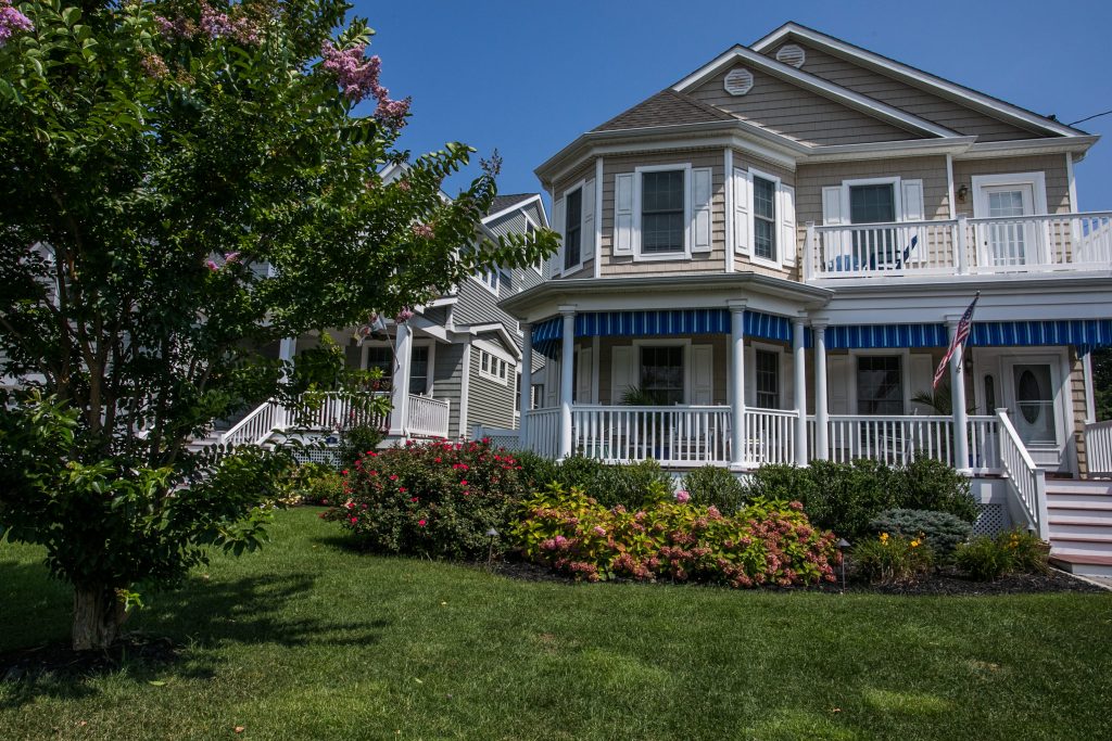 front yard landscaping