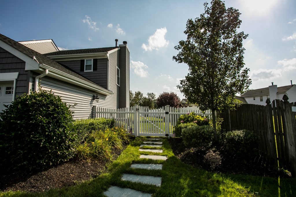 side yard walkways