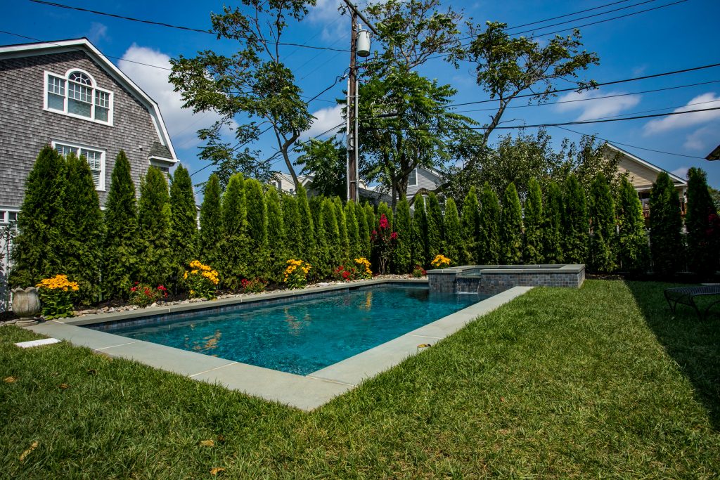 pool landscaping ideas