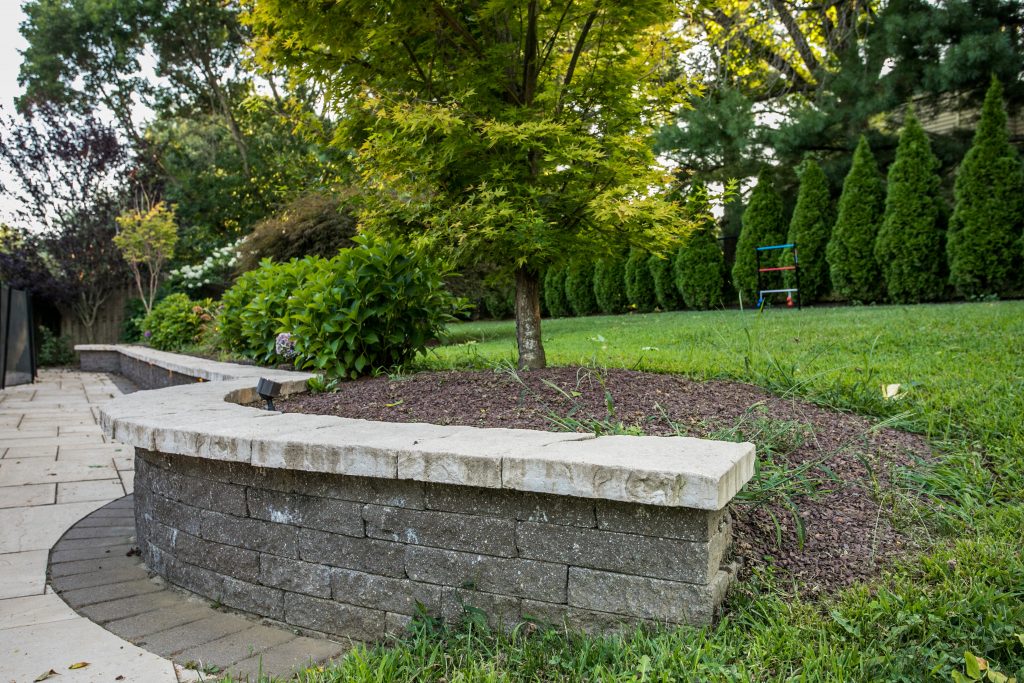 retaining wall company