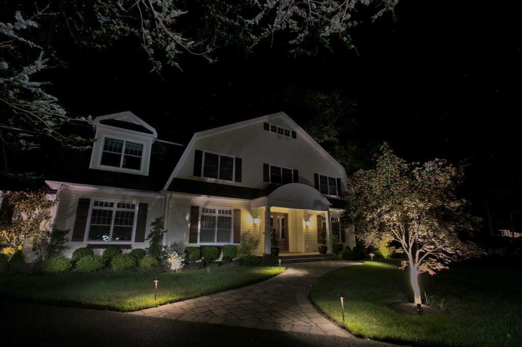 installing landscape lighting