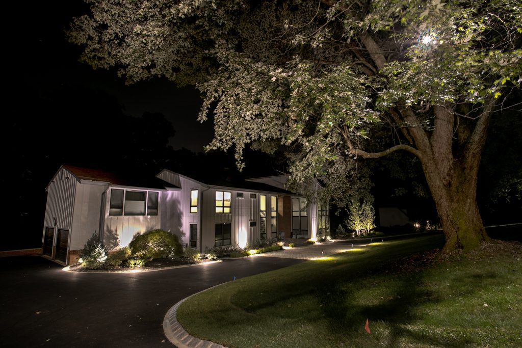 landscape lighting companies