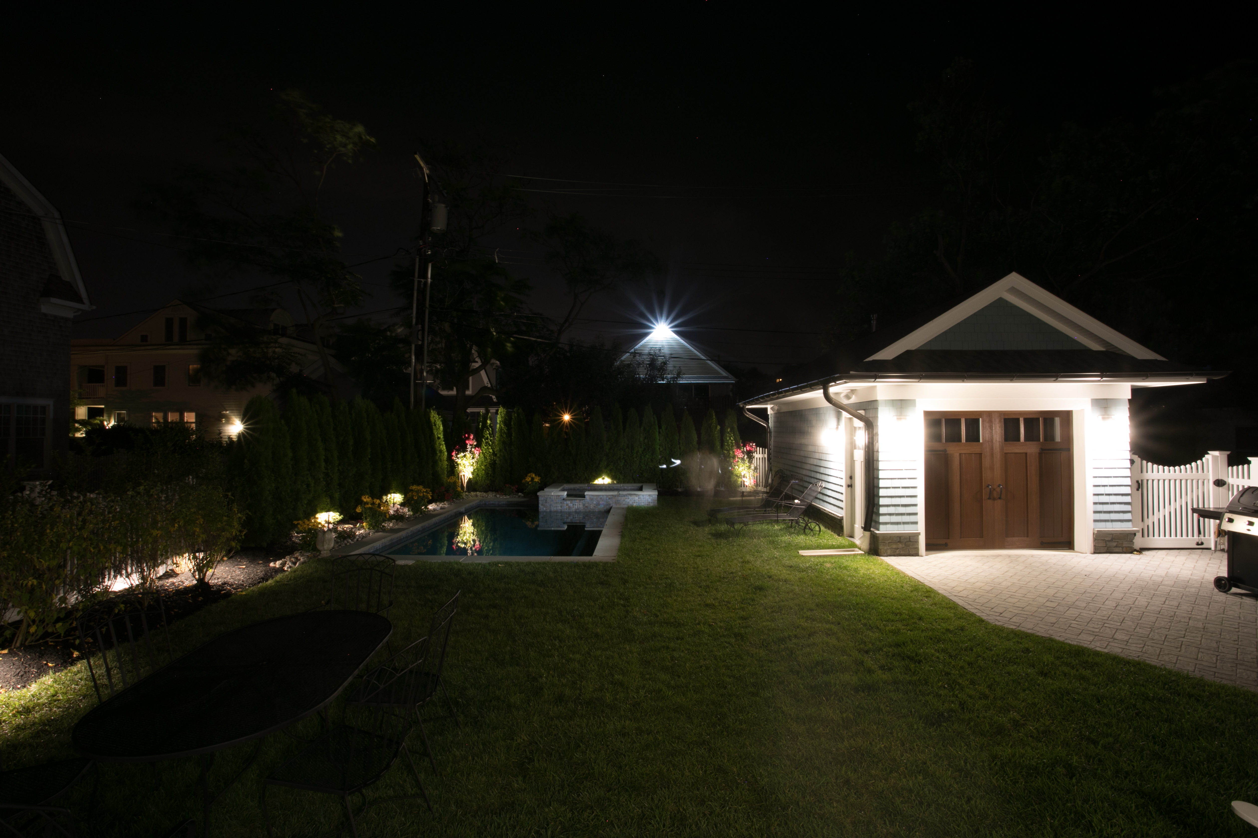 house outdoor lighting design